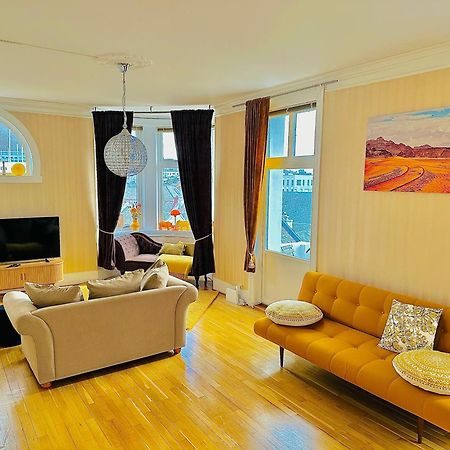Stylish Big Jugend Art Nouveau Apartment With Balcony Heart Of Alesund Ålesund Exterior foto